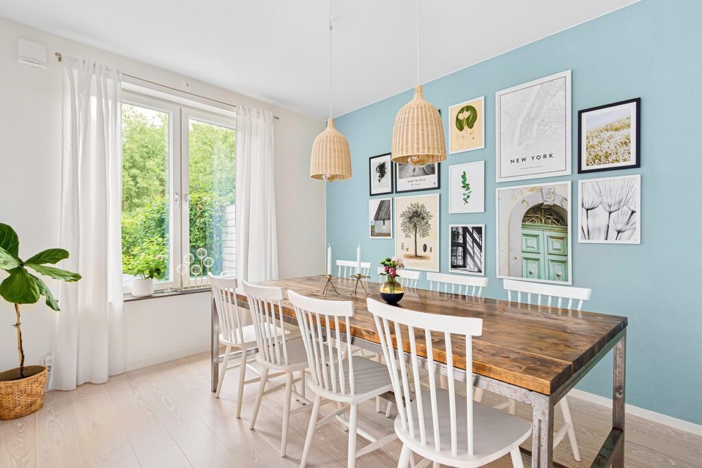 Rektangulärt matbord